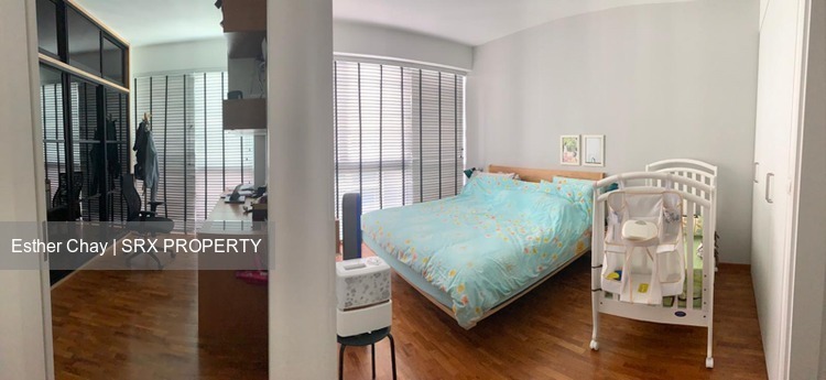 Esparina Residences thumbnail photo